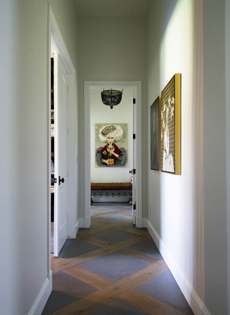 moseley-interior-designer-bakersfied-hallway