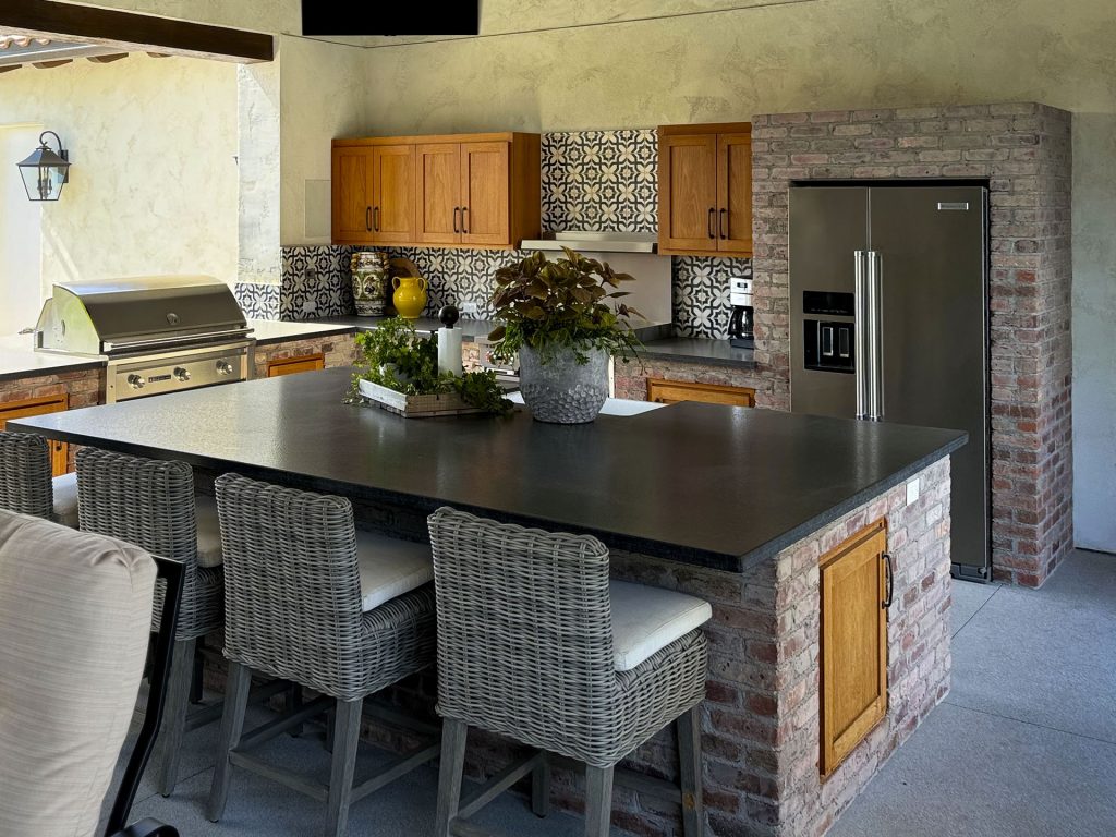 moseley-interior-designer-bakersfied-outdoor-kitchen